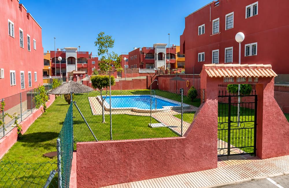 Ref: WS5418 — LOS ALTOS (Orihuela Costa) – 3 Bedrooms TownHouse with comm. Pool and Solarium. | White Villas in Spain WhiteVillasInSpain01 27