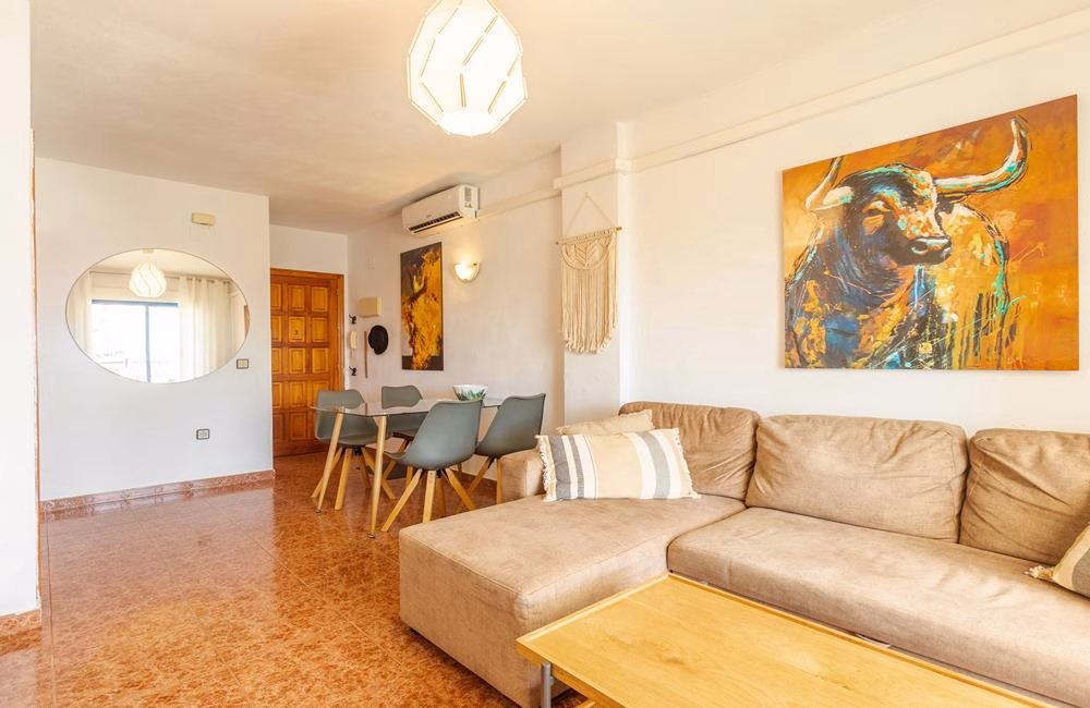 Ref: WL1142 — TORREVIEJA – 2 Bedrooms Top Floor Apartment with Glazed-In Terrace and Solarium. | White Villas in Spain WhiteVillasInSpain02 30