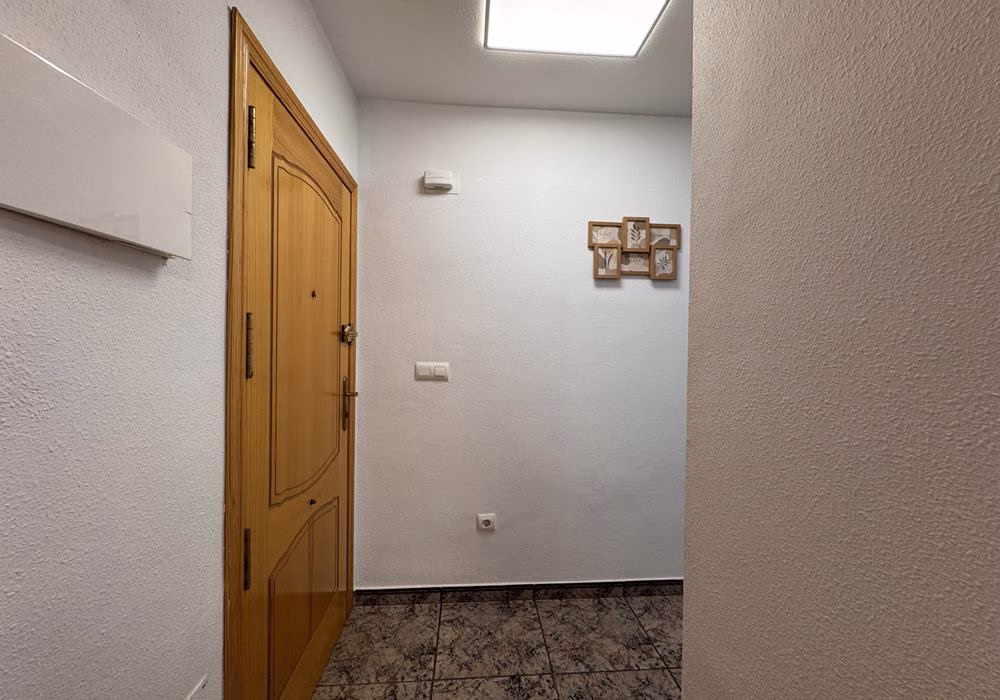 Ref: WTi3212 — TORREVIEJA (Naufragos Beach area) – 3 Bedrooms Apartment on 1st Floor with comm. Pool in Gated Residential, 100m to the Beach | White Villas in Spain WhiteVillasInSpain04 8