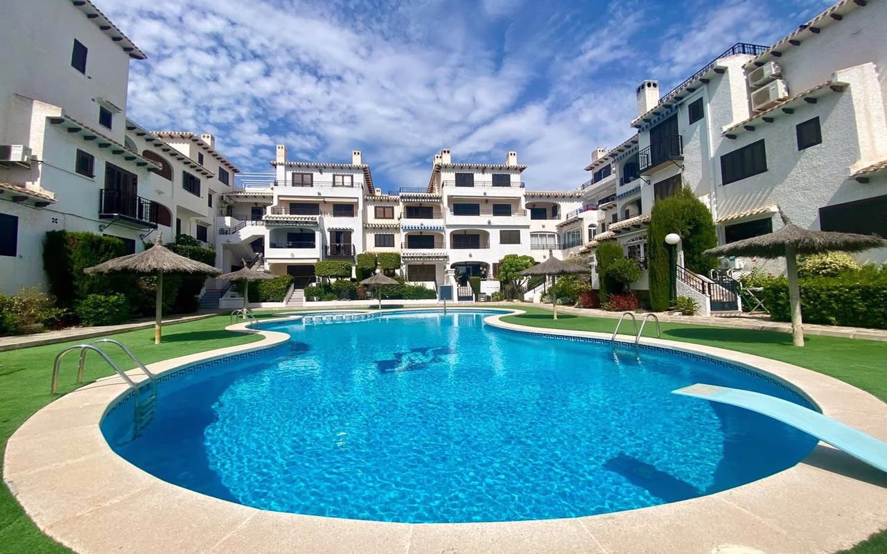 Ref: WTi2139 — CABO ROIG – 2 Bedrooms Apartment on 1st Floor with comm. Pool in gated Residential Complex, 500m to the Beach | White Villas in Spain WhiteVillasInSpain06 2