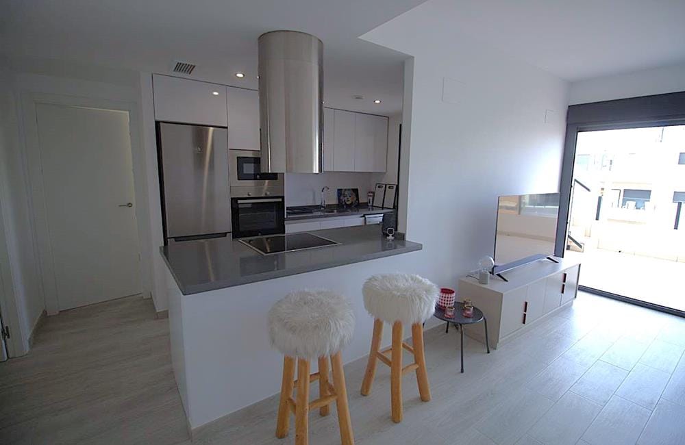 Ref: WV2622 — PLAYA FLAMENCA – 2 Bedrooms PentHouse with comm. Pool, Terrace, Solarium and Parking. | White Villas in Spain WhiteVillasInSpain06 23