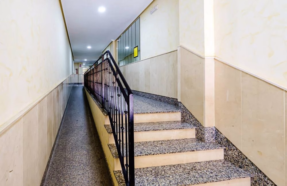 Ref: WPR1917 — TORREVIEJA (Acequion Beach area) – 2 Bedrooms Apartment on 1st Floor with Lift Access, Parking and Terrace, 100m to the Beach | White Villas in Spain WhiteVillasInSpain06 9
