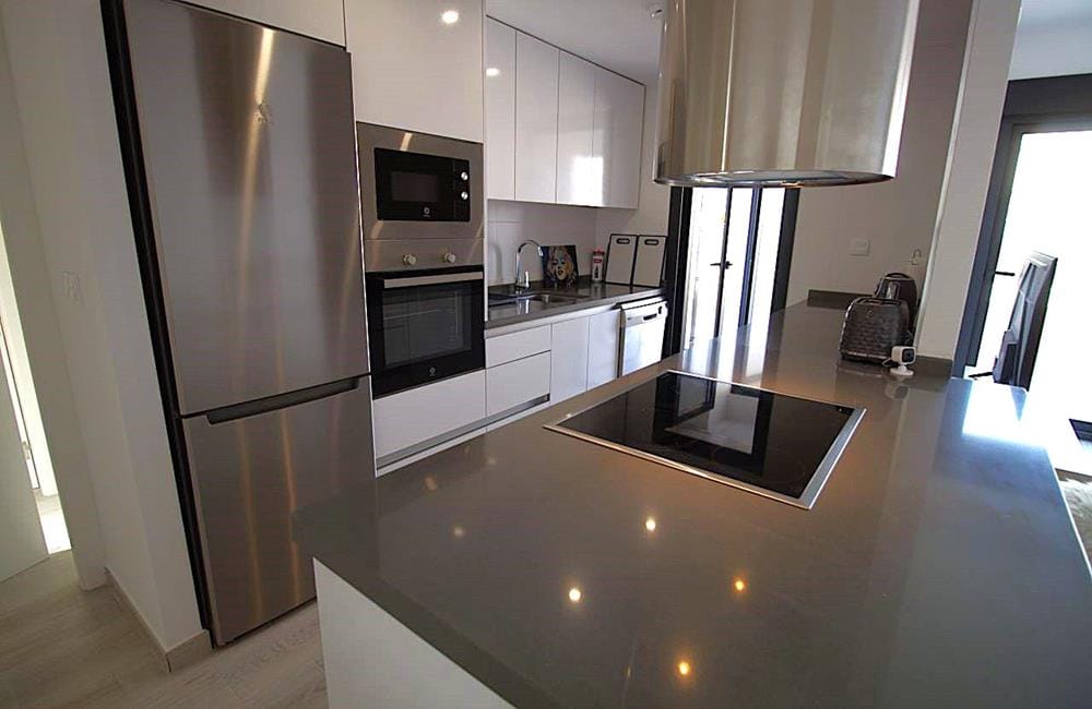 Ref: WV2622 — PLAYA FLAMENCA – 2 Bedrooms PentHouse with comm. Pool, Terrace, Solarium and Parking. | White Villas in Spain WhiteVillasInSpain07 23
