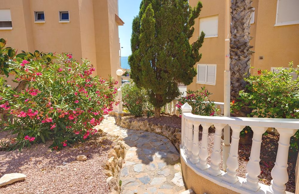 Ref: WS5426 — TORRE LA MATA (Torrevieja) – 2 Bedrooms Apartment on 3rd Floor with comm. Pool, Terrace and Sea Views, 100m to Beach. | White Villas in Spain WhiteVillasInSpain10 29