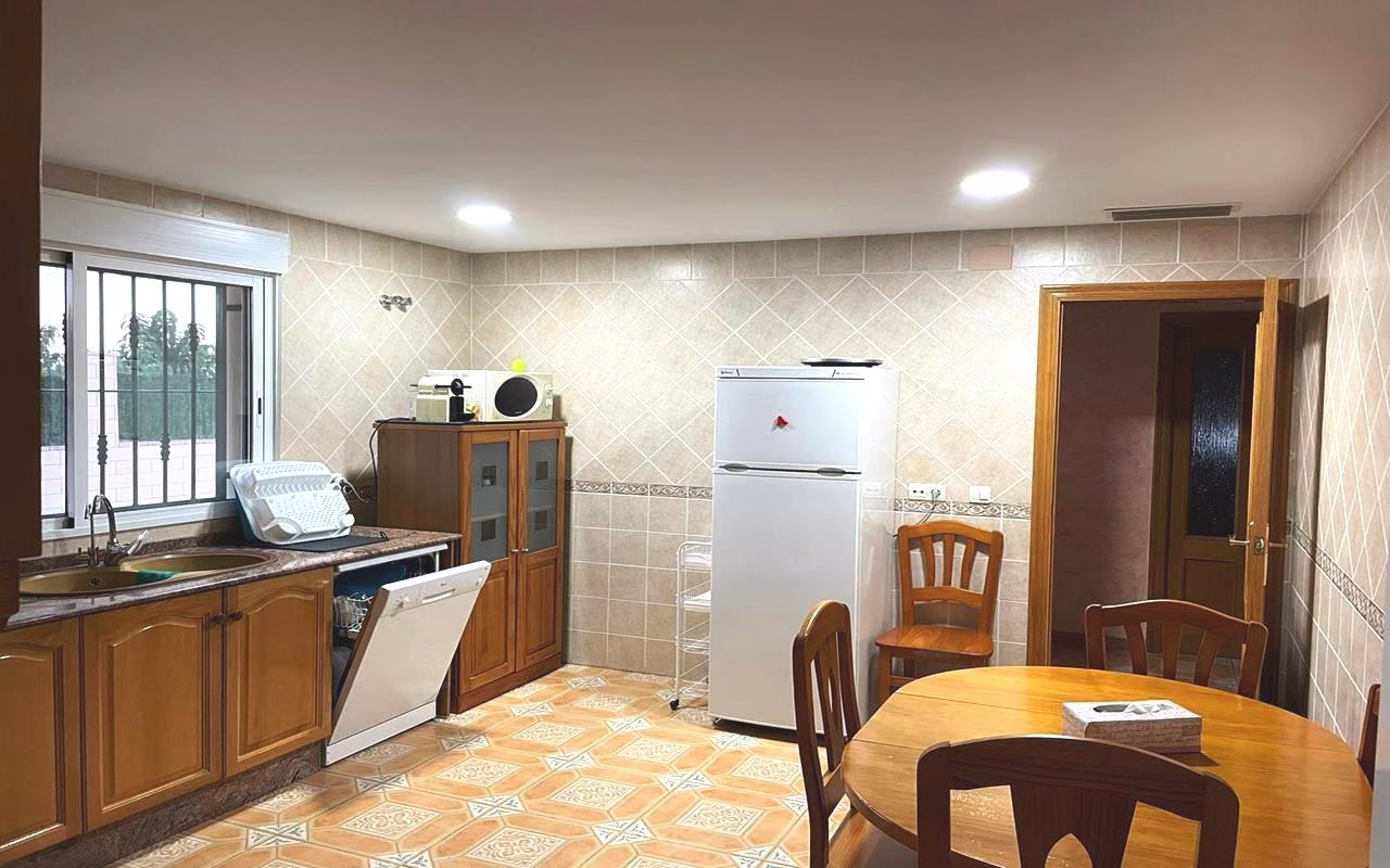 Ref: WV2614 — ALBATERA – 4 Bedrooms Country Villa with Pool, BBQ area and Garage | White Villas in Spain WhiteVillasInSpain10