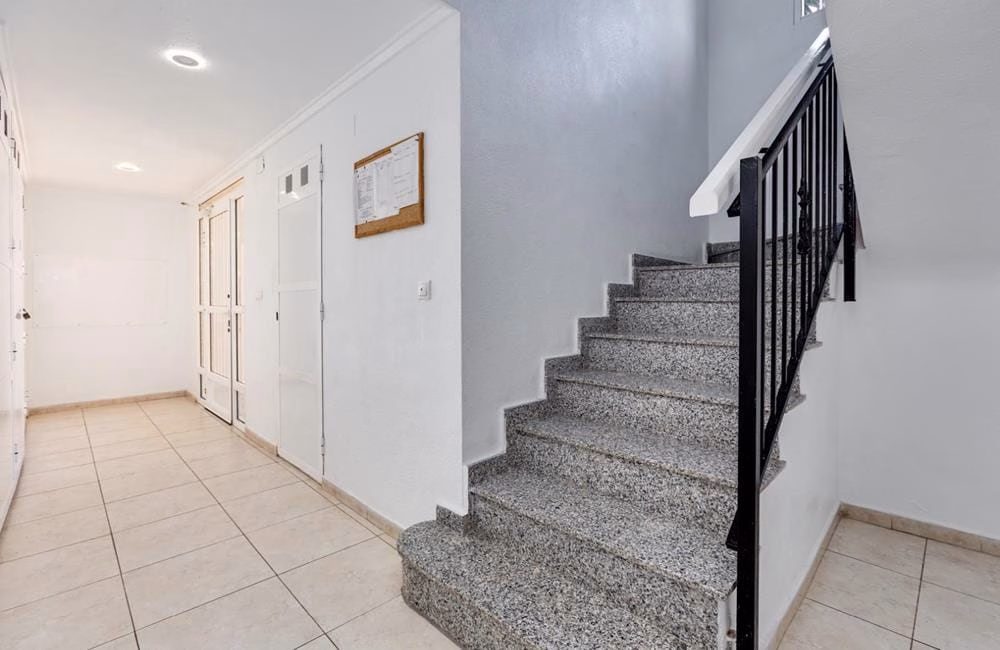 Ref: WM21044 — TORREVIEJA – 2 Bedrooms Apartment on 6th Floor with Lift, comm. Pool and Sea Views Terrace. | White Villas in Spain WhiteVillasInSpain13 26