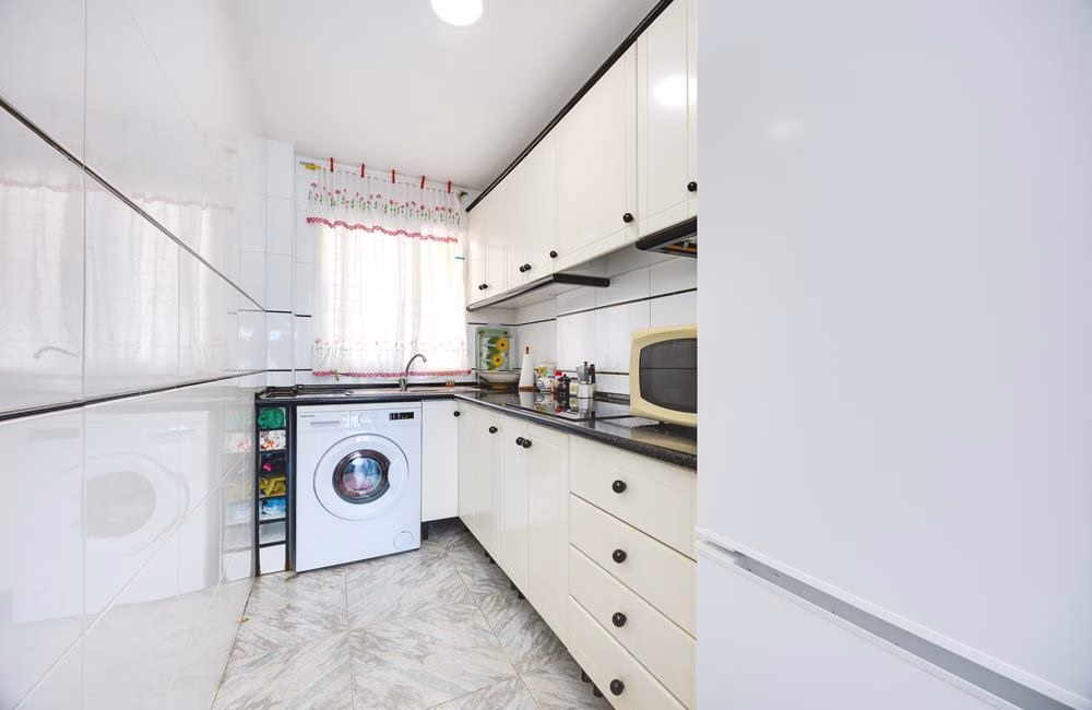 Ref: WS5426 — TORRE LA MATA (Torrevieja) – 2 Bedrooms Apartment on 3rd Floor with comm. Pool, Terrace and Sea Views, 100m to Beach. | White Villas in Spain WhiteVillasInSpain14 28