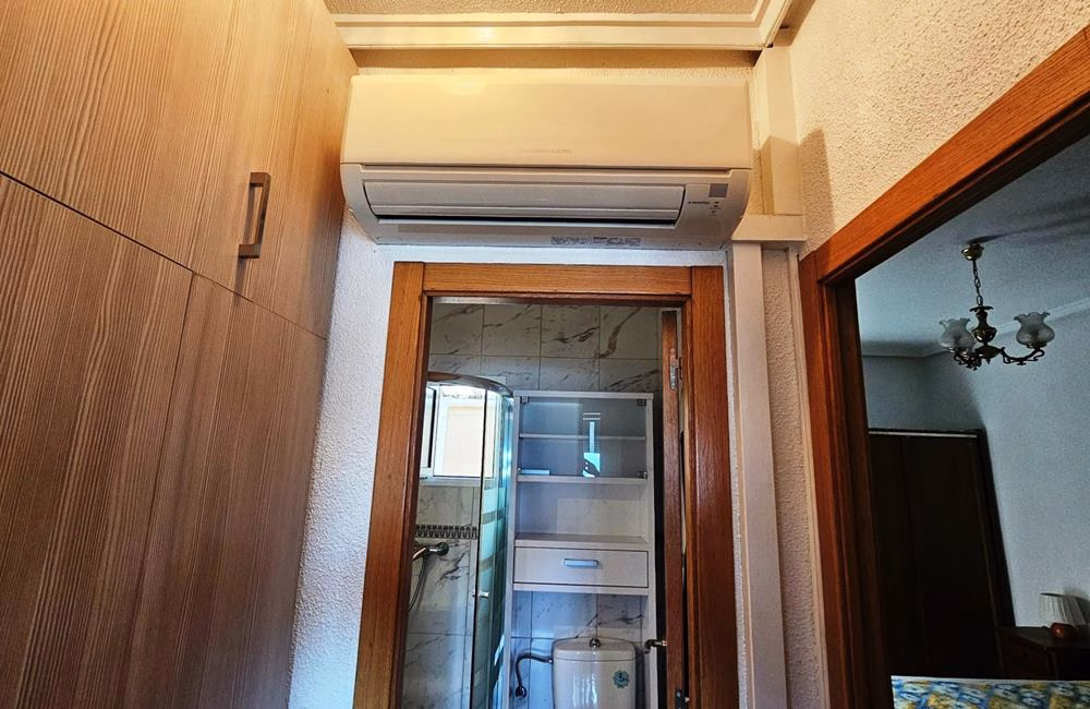 Ref: WSL1614 — CIUDAD QUESADA – 1 Bedroom Renovated Bungalow with Storage, Glazed-in Terrace and Parking. | White Villas in Spain WhiteVillasInSpain14 30