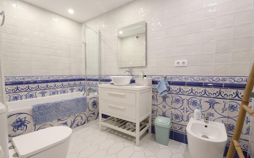Ref: WIH3054 — TORREVIEJA – 3 Bedrooms Town Centre Corner Apartment on 2nd Floor with lift Access and Terrace | White Villas in Spain WhiteVillasInSpain16 13