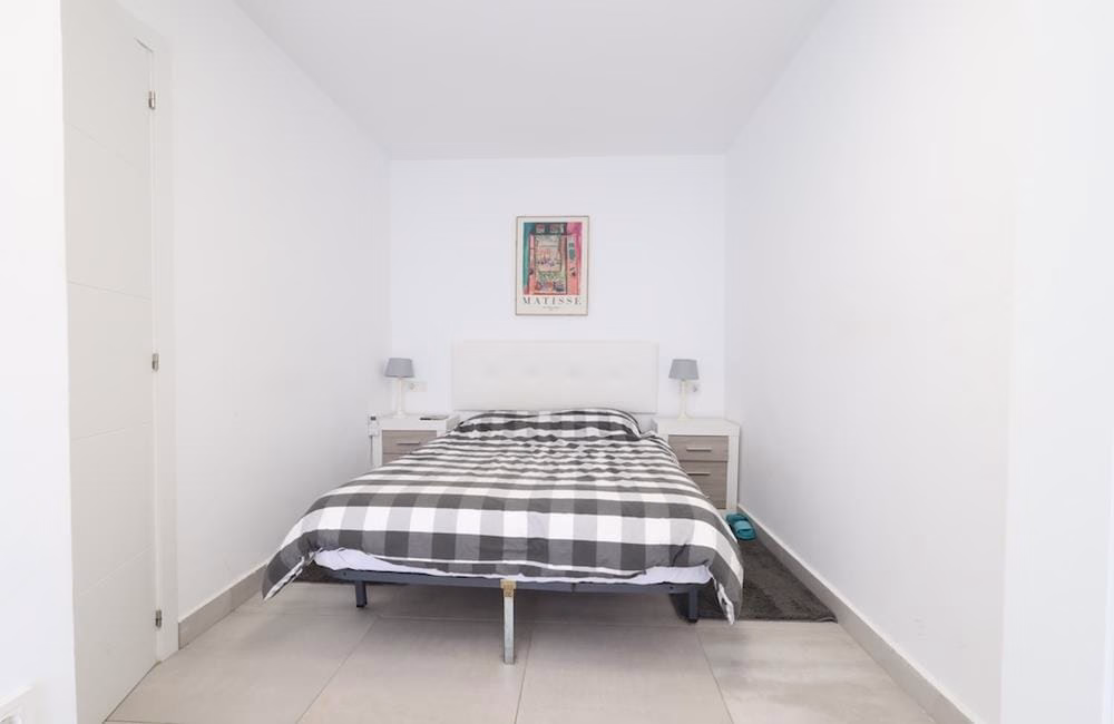 Ref: WIH3056 — TORREVIEJA – 3 Bedrooms Renovated Bungalow with comm. Pool, Parking and Solarium. | White Villas in Spain WhiteVillasInSpain16 27