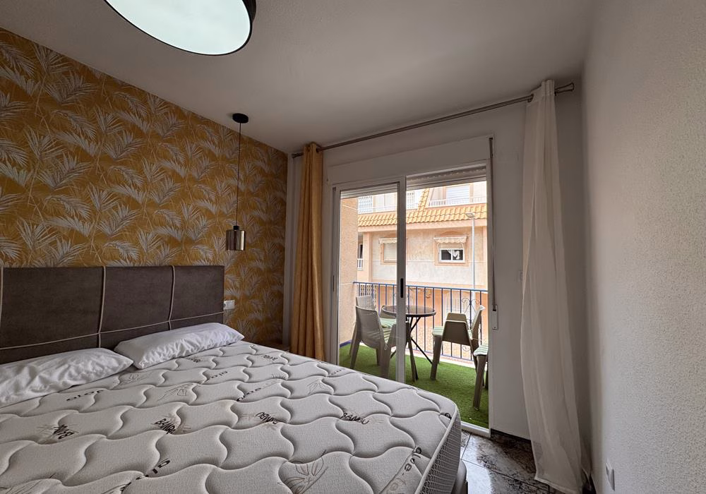 Ref: WTi3212 — TORREVIEJA (Naufragos Beach area) – 3 Bedrooms Apartment on 1st Floor with comm. Pool in Gated Residential, 100m to the Beach | White Villas in Spain WhiteVillasInSpain16 8