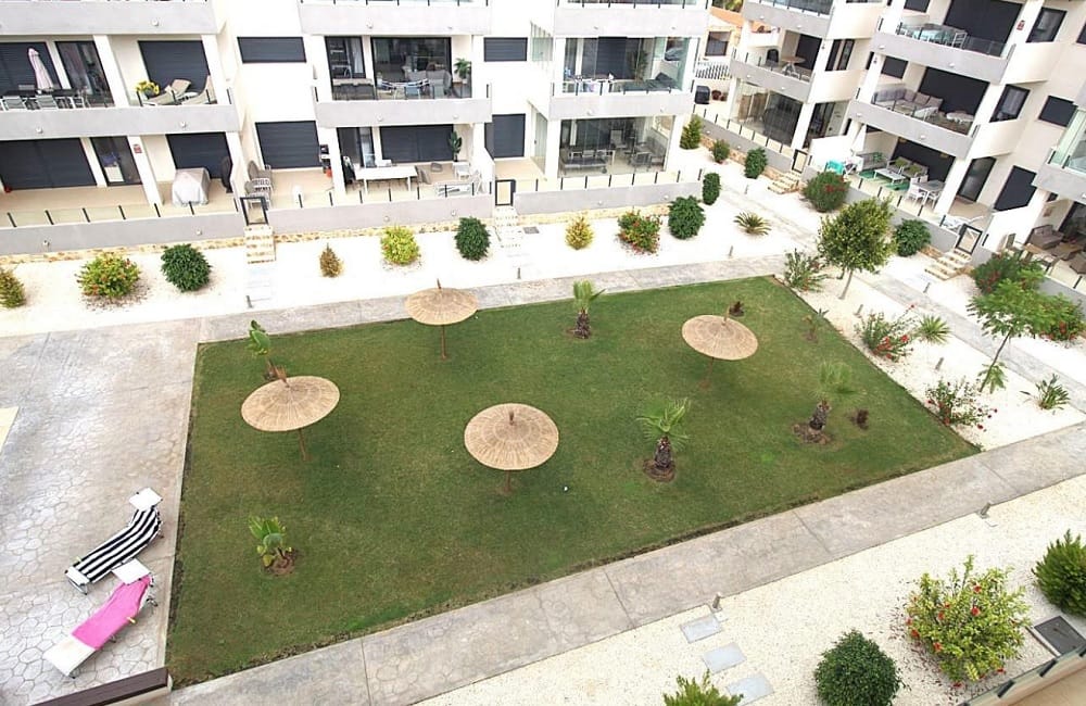 Ref: WV2622 — PLAYA FLAMENCA – 2 Bedrooms PentHouse with comm. Pool, Terrace, Solarium and Parking. | White Villas in Spain WhiteVillasInSpain18 21