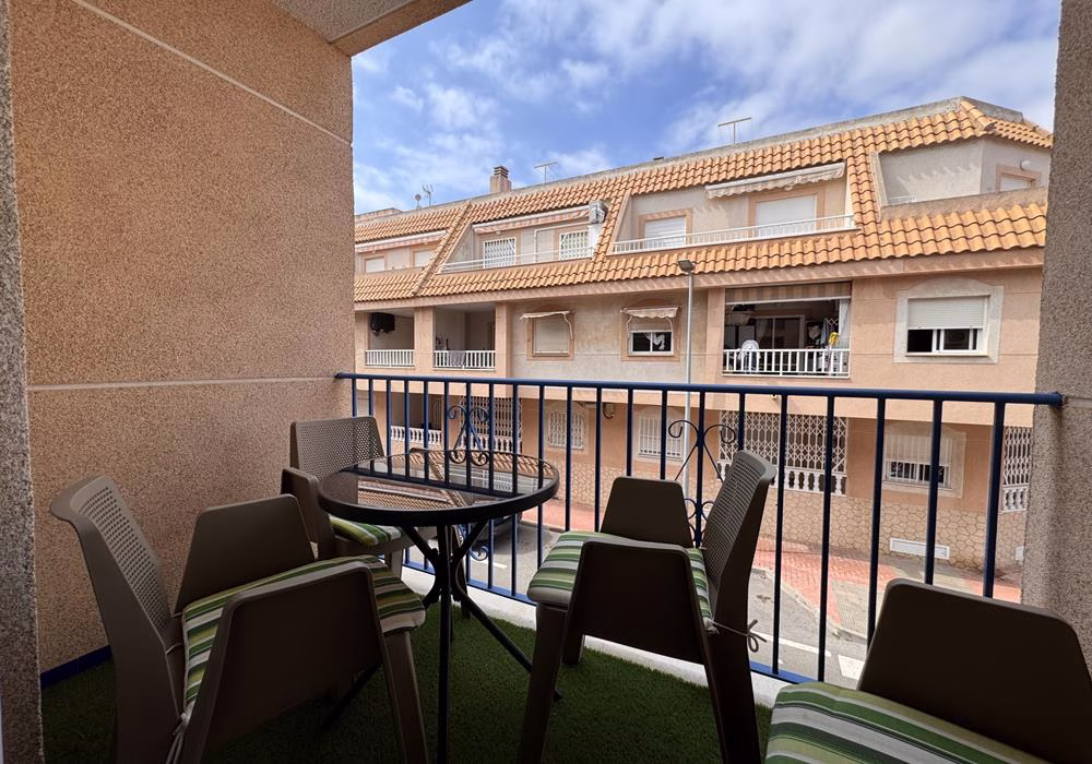 Ref: WTi3212 — TORREVIEJA (Naufragos Beach area) – 3 Bedrooms Apartment on 1st Floor with comm. Pool in Gated Residential, 100m to the Beach | White Villas in Spain WhiteVillasInSpain18 8