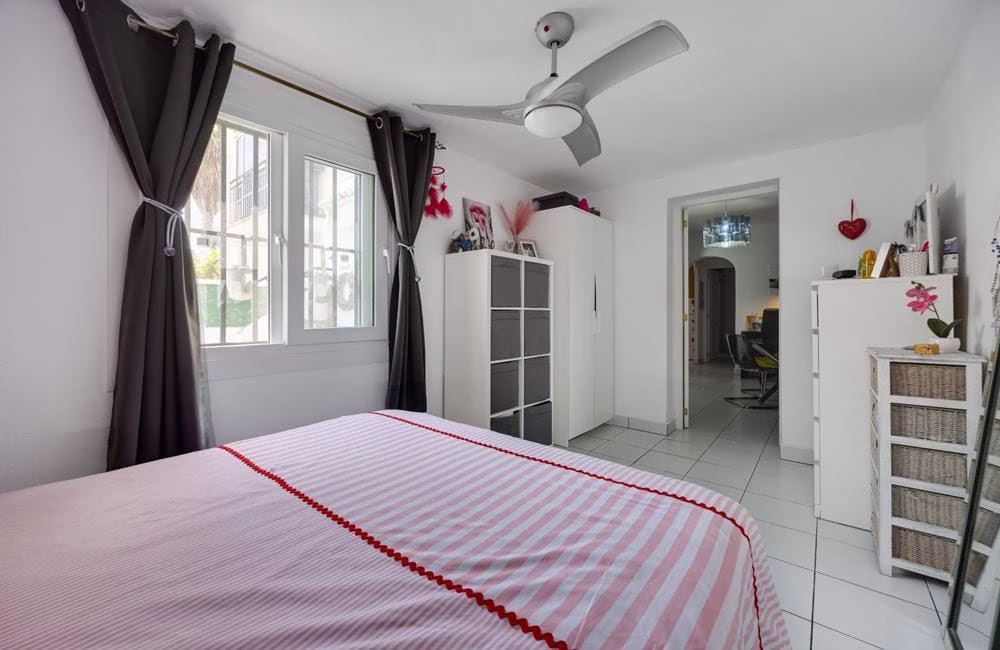 Ref: WV2619 — TORREVIEJA (El Chaparral) – 2 Bedrooms Reformed Ground-Floor Apartment with Large Sunny Front Terrace. | White Villas in Spain WhiteVillasInSpain19 14