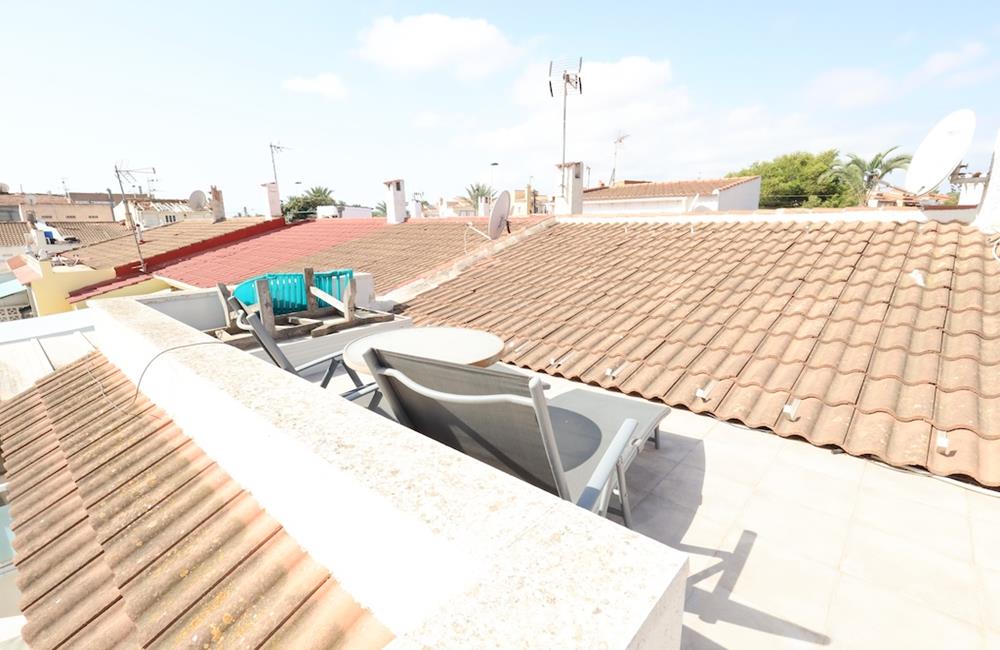 Ref: WIH3056 — TORREVIEJA – 3 Bedrooms Renovated Bungalow with comm. Pool, Parking and Solarium. | White Villas in Spain WhiteVillasInSpain19 24