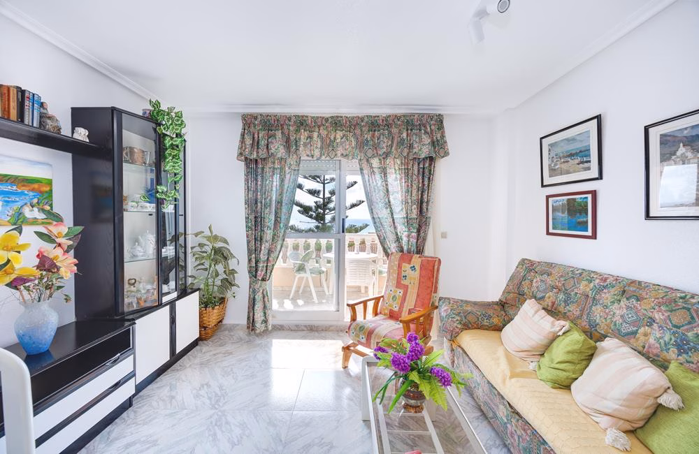 Ref: WS5426 — TORRE LA MATA (Torrevieja) – 2 Bedrooms Apartment on 3rd Floor with comm. Pool, Terrace and Sea Views, 100m to Beach. | White Villas in Spain WhiteVillasInSpain19 25