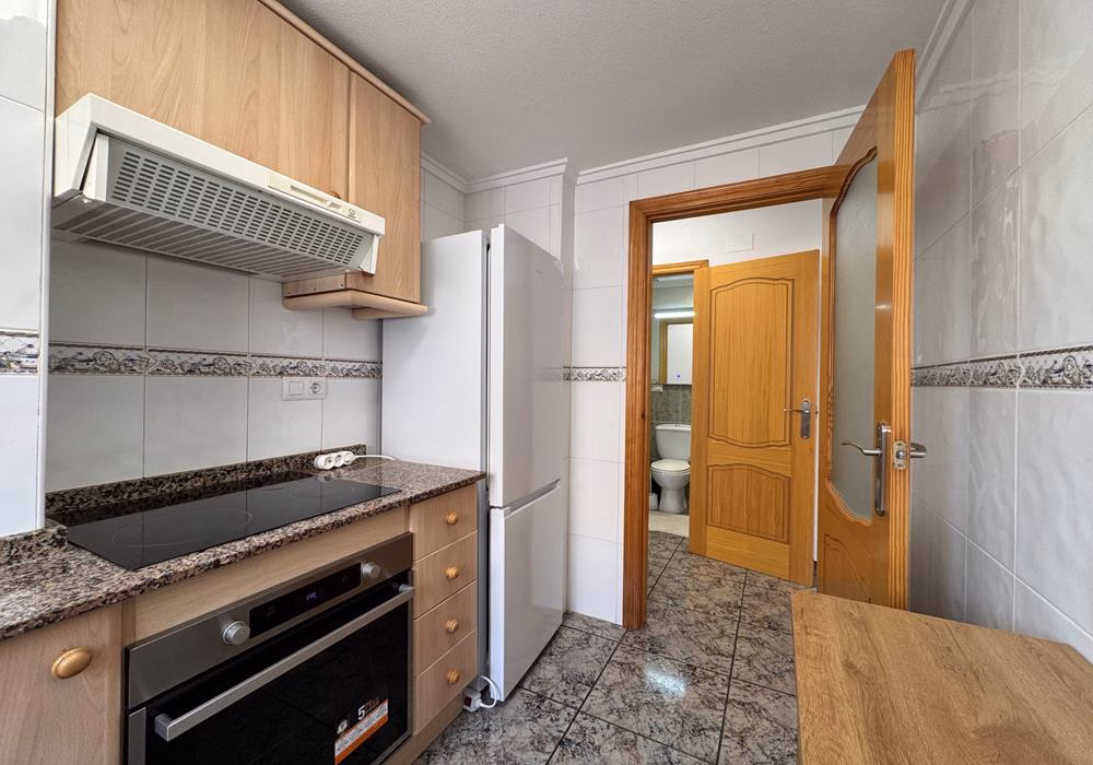 Ref: WTi3212 — TORREVIEJA (Naufragos Beach area) – 3 Bedrooms Apartment on 1st Floor with comm. Pool in Gated Residential, 100m to the Beach | White Villas in Spain WhiteVillasInSpain19 7