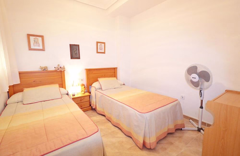 Ref: WPR1917 — TORREVIEJA (Acequion Beach area) – 2 Bedrooms Apartment on 1st Floor with Lift Access, Parking and Terrace, 100m to the Beach | White Villas in Spain WhiteVillasInSpain19 8