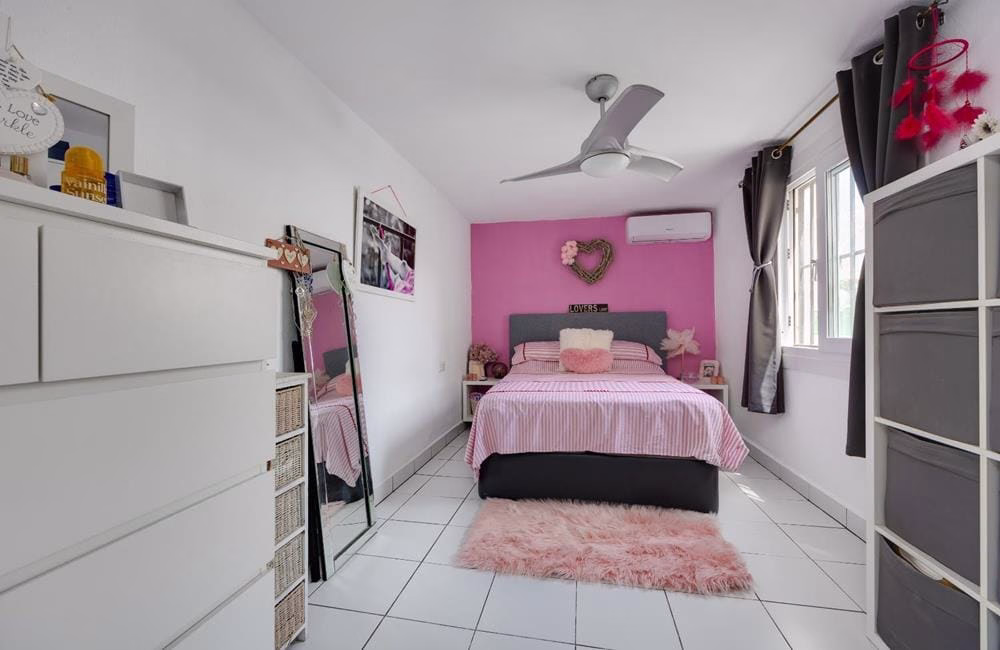 Ref: WV2619 — TORREVIEJA (El Chaparral) – 2 Bedrooms Reformed Ground-Floor Apartment with Large Sunny Front Terrace. | White Villas in Spain WhiteVillasInSpain20 14