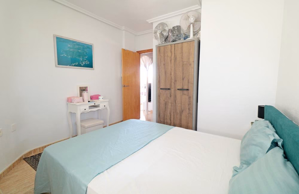 Ref: WPR1916 — FORMENTERA del SEGURA – 2 Bedrooms Top Floor Apartment with comm. Pool, Lift Access and Solarium | White Villas in Spain WhiteVillasInSpain21 5