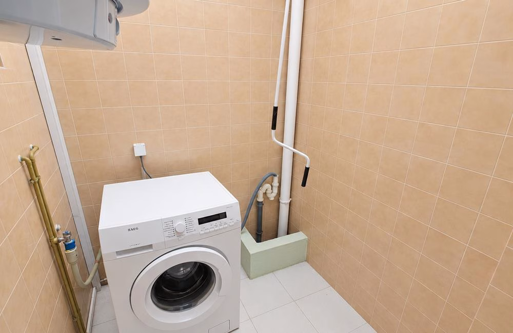Ref: WSL1614 — CIUDAD QUESADA – 1 Bedroom Renovated Bungalow with Storage, Glazed-in Terrace and Parking. | White Villas in Spain WhiteVillasInSpain22 23
