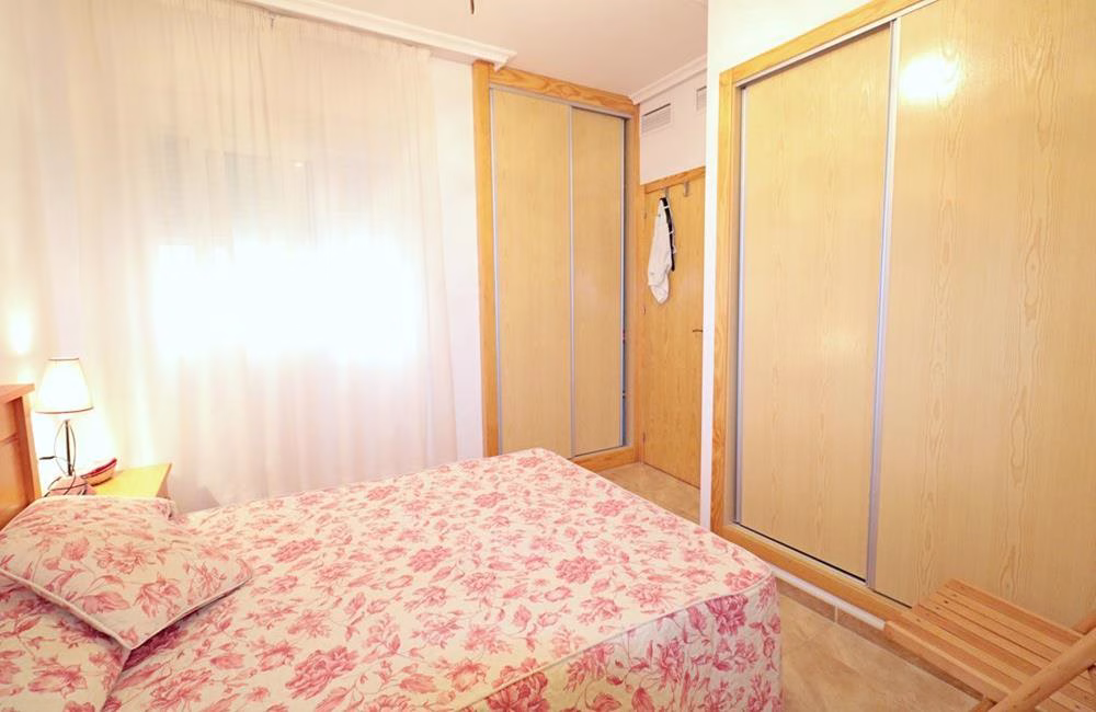 Ref: WPR1917 — TORREVIEJA (Acequion Beach area) – 2 Bedrooms Apartment on 1st Floor with Lift Access, Parking and Terrace, 100m to the Beach | White Villas in Spain WhiteVillasInSpain23 8