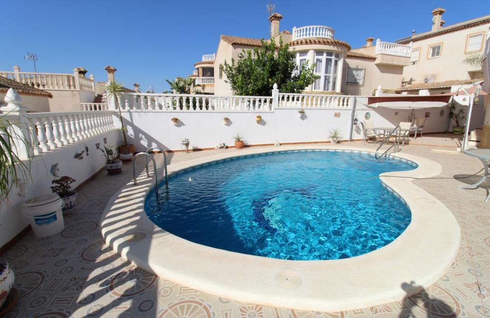 Ref: WV2621 — SAN MIGUEL de SALINAS – 3 Bedrooms Detached Villa with Pool, Garage, Solarium and Car. | White Villas in Spain WhiteVillasInSpain24 13