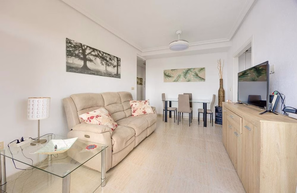 Ref: WM21044 — TORREVIEJA – 2 Bedrooms Apartment on 6th Floor with Lift, comm. Pool and Sea Views Terrace. | White Villas in Spain WhiteVillasInSpain26 16