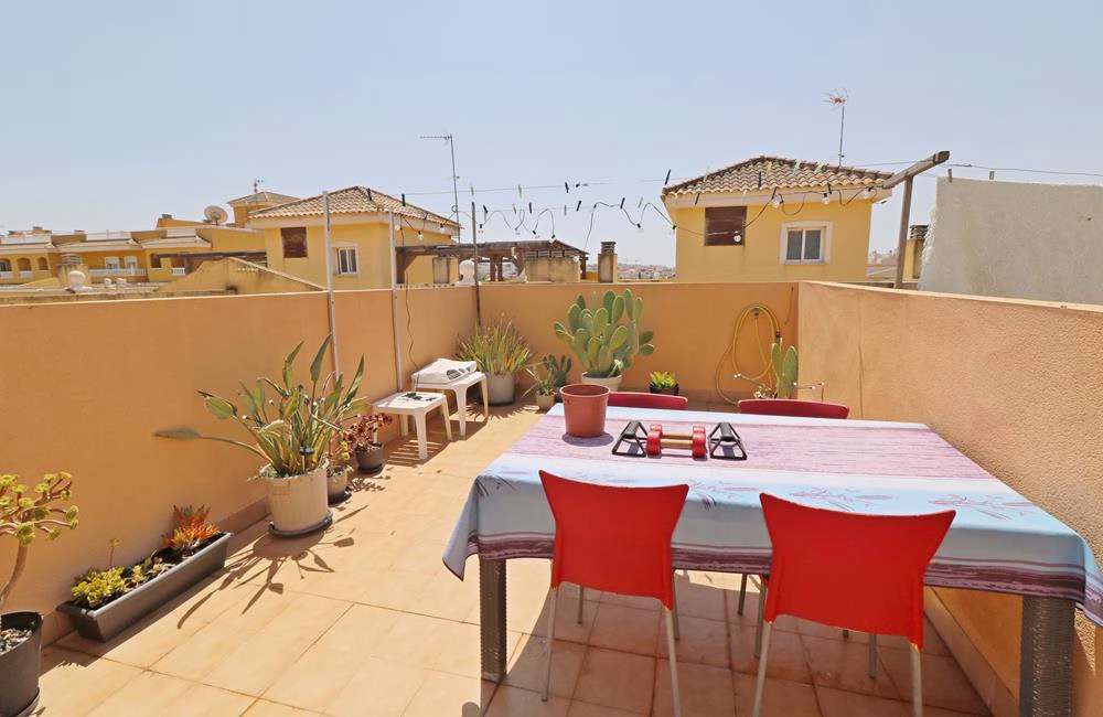 Ref: WPR1916 — FORMENTERA del SEGURA – 2 Bedrooms Top Floor Apartment with comm. Pool, Lift Access and Solarium | White Villas in Spain WhiteVillasInSpain26 4