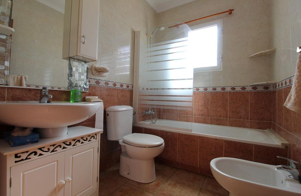 Ref: WV2621 — SAN MIGUEL de SALINAS – 3 Bedrooms Detached Villa with Pool, Garage, Solarium and Car. | White Villas in Spain WhiteVillasInSpain27 9