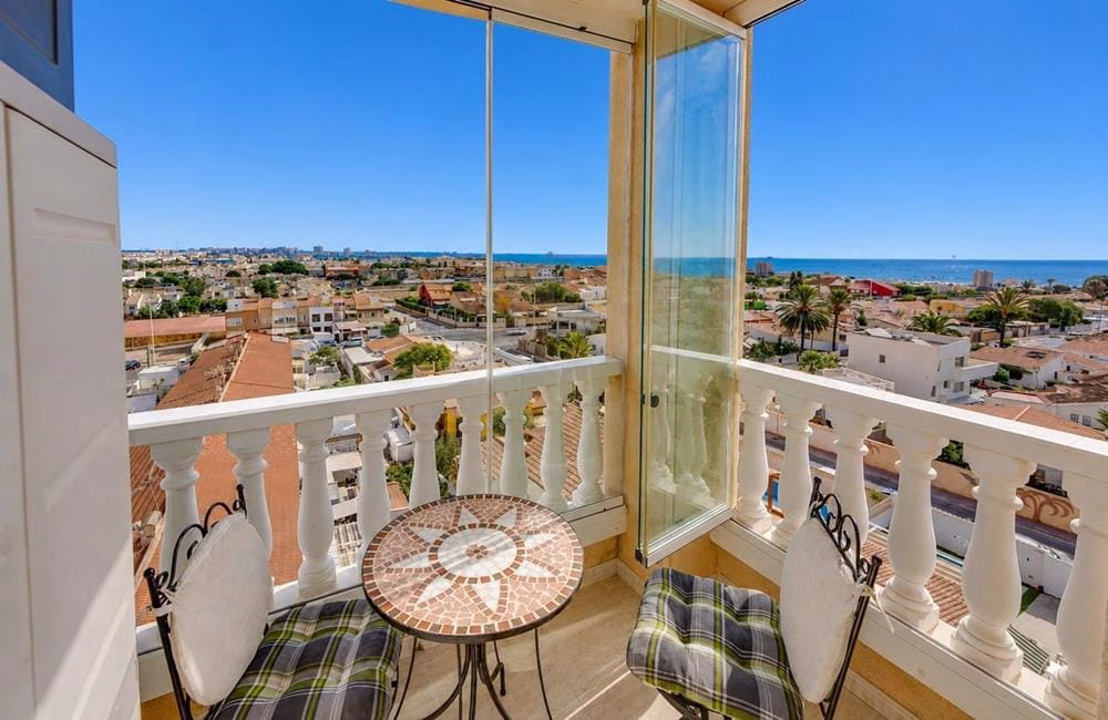 Index | White Villas in Spain 2 Bedrooms Apartment on 6th Floor with Lift, comm. Pool and Sea Views Terrace - TORREVIEJA