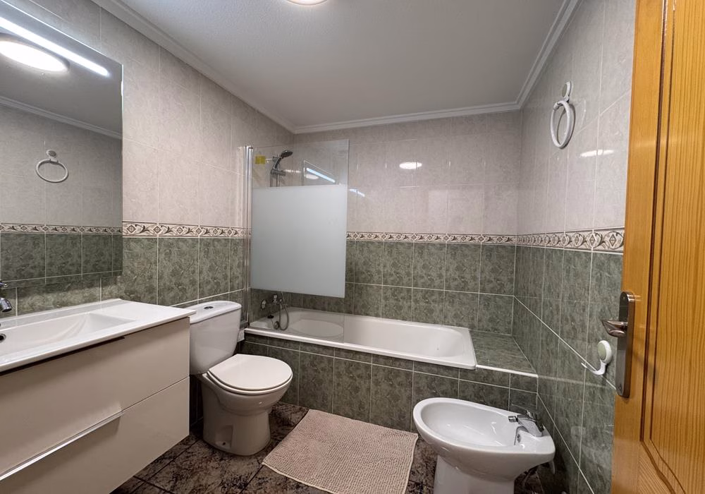 Ref: WTi3212 — TORREVIEJA (Naufragos Beach area) – 3 Bedrooms Apartment on 1st Floor with comm. Pool in Gated Residential, 100m to the Beach | White Villas in Spain WhiteVillasInSpain30 3
