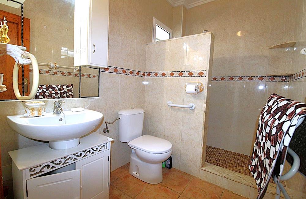 Ref: WV2621 — SAN MIGUEL de SALINAS – 3 Bedrooms Detached Villa with Pool, Garage, Solarium and Car. | White Villas in Spain WhiteVillasInSpain31 7