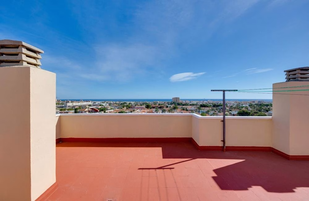 Ref: WM21044 — TORREVIEJA – 2 Bedrooms Apartment on 6th Floor with Lift, comm. Pool and Sea Views Terrace. | White Villas in Spain WhiteVillasInSpain33 9