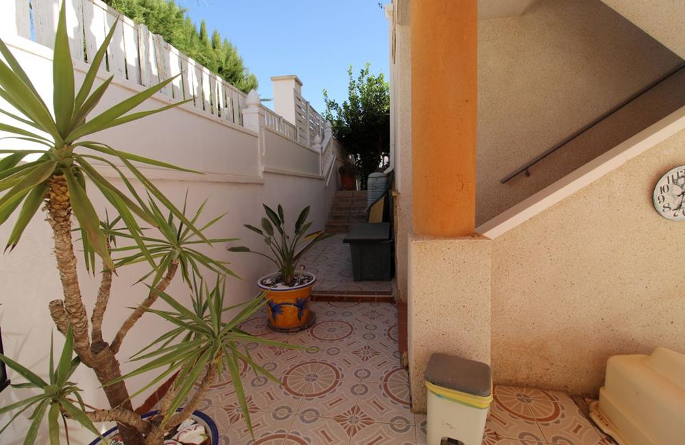 Ref: WV2621 — SAN MIGUEL de SALINAS – 3 Bedrooms Detached Villa with Pool, Garage, Solarium and Car. | White Villas in Spain WhiteVillasInSpain36 4