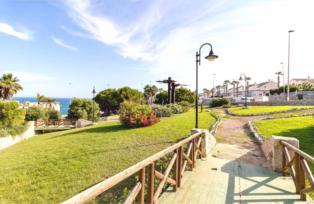 Ref: WS5426 — TORRE LA MATA (Torrevieja) – 2 Bedrooms Apartment on 3rd Floor with comm. Pool, Terrace and Sea Views, 100m to Beach. | White Villas in Spain WhiteVillasInSpain41 5