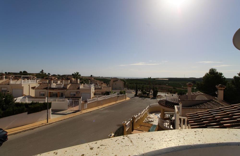 Ref: WV2621 — SAN MIGUEL de SALINAS – 3 Bedrooms Detached Villa with Pool, Garage, Solarium and Car. | White Villas in Spain WhiteVillasInSpain43 1