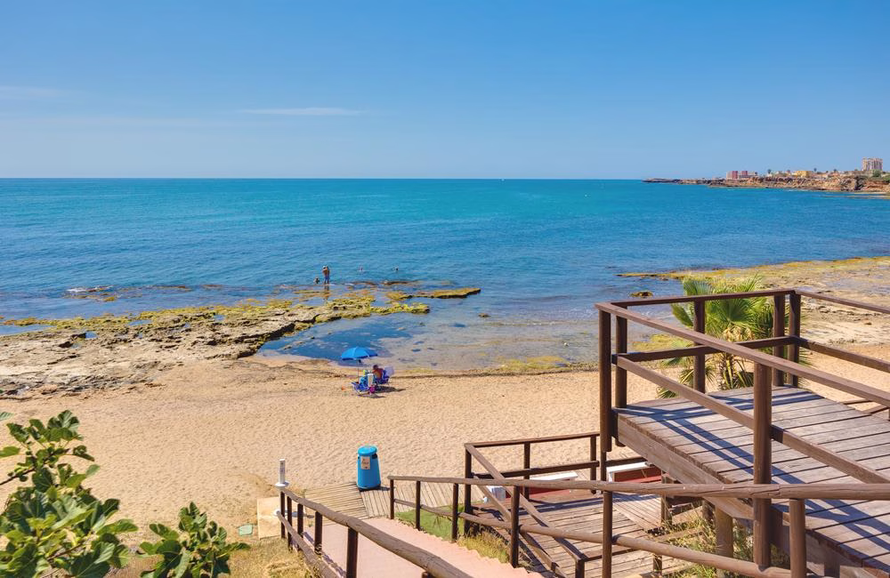 Ref: WS5426 — TORRE LA MATA (Torrevieja) – 2 Bedrooms Apartment on 3rd Floor with comm. Pool, Terrace and Sea Views, 100m to Beach. | White Villas in Spain WhiteVillasInSpain45 2