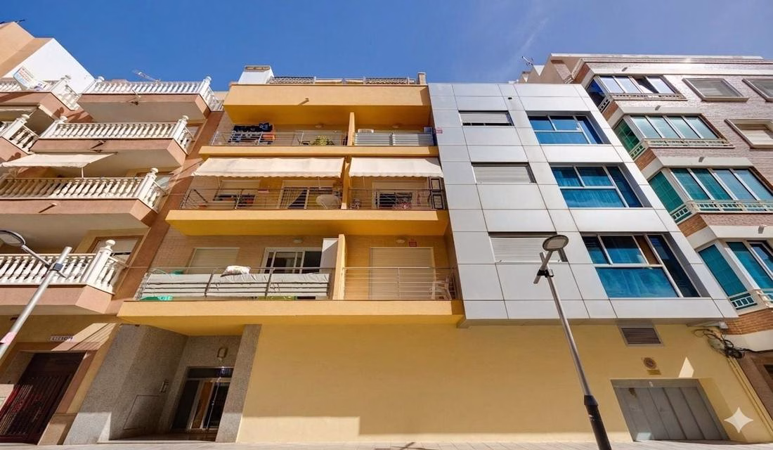 Ref: WM20919 — TORREVIEJA – 3 Bedrooms Town-centre Penthouse with Lift Access, Parking space and Storage. | White Villas in Spain 3 Bedrooms Town-centre Penthouse with Lift Access, Parking space and Storage - TORREVIEJA