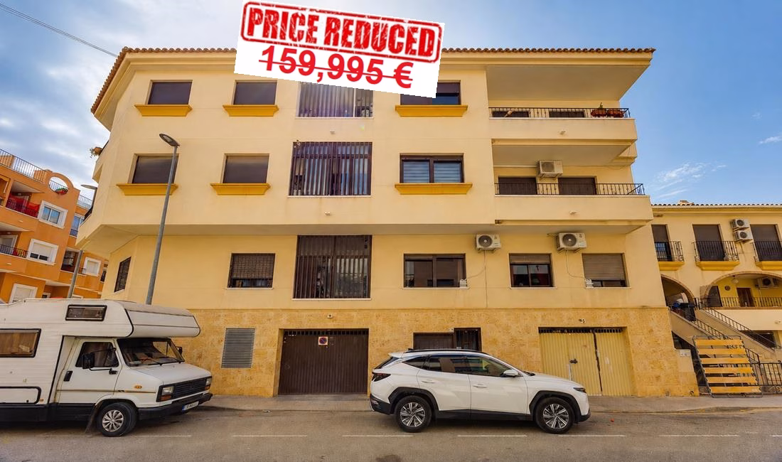 3 Bedrooms Apartment on 1st Floor with comm. Pool, Terrace and Parking space - SAN MIGUEL DE SALINAS