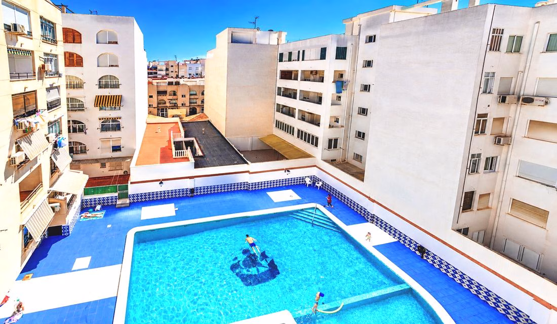 Index | White Villas in Spain 1 Bedroom Apartment on 3rd Floor with comm. Pool and Lift Access, 500m to the Beach - TORREVIEJA - EL CURA BEACH