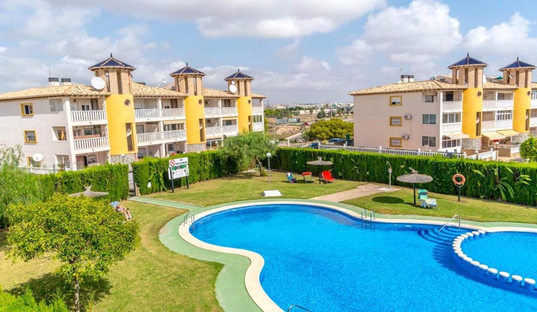 Ref: WIH3050 — LA ZENIA (Orihuela Costa) – 2 Bedrooms Apartment on 1st Floor (NO Lift) with Terrace, comm. Pool and Off-road Parking. | White Villas in Spain Ref: WIH3050 -- LA ZENIA (Orihuela Costa) - 2 Bedrooms Apartment on 1st Floor (NO Lift) with Terrace, comm. Pool and Off-road Parking. - Image 3