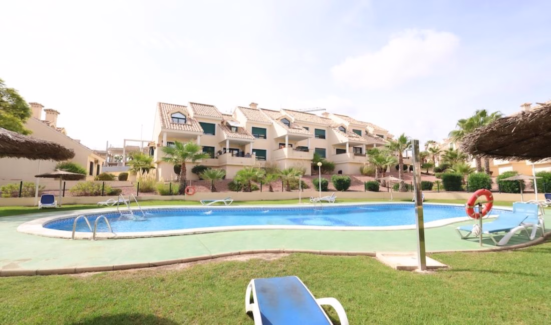 Ref: WIH3063 — LAS FILIPINAS (Orihuela Costa) – 2 Bedrooms Top Floor Apartment with Lift, comm. Pool and Sea views Terrace. | White Villas in Spain WhiteVillasInSpain03 4