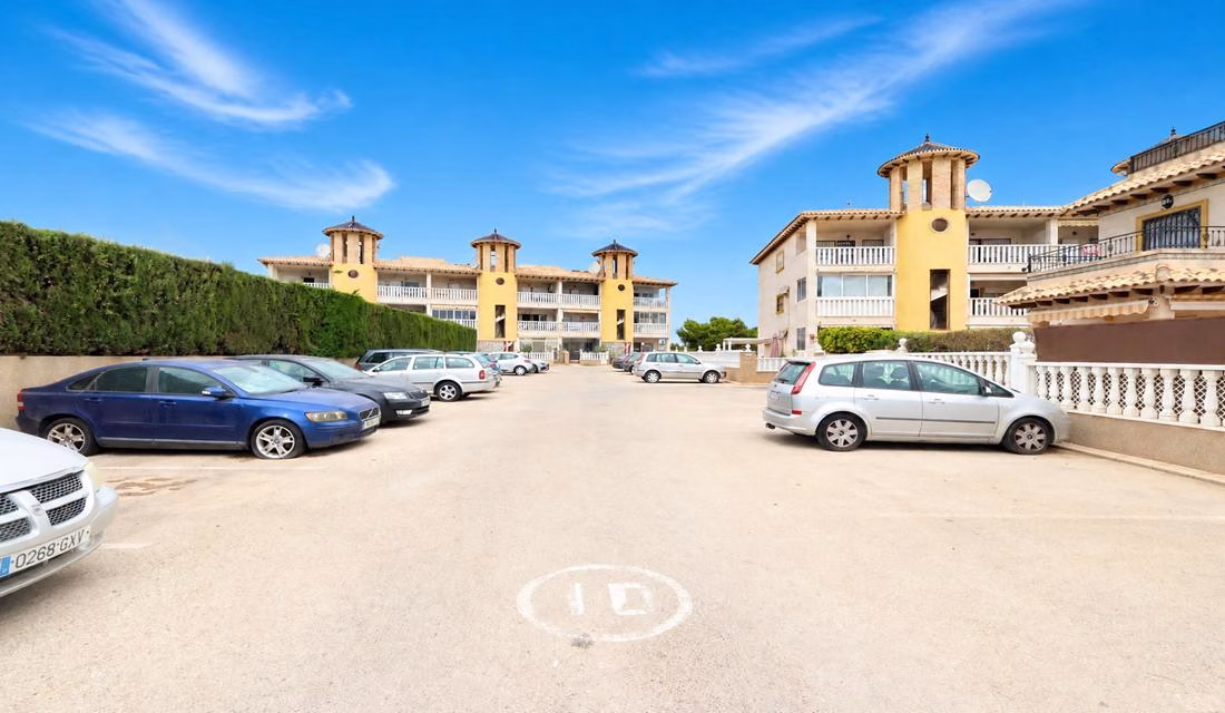 Ref: WIH3050 — LA ZENIA (Orihuela Costa) – 2 Bedrooms Apartment on 1st Floor (NO Lift) with Terrace, comm. Pool and Off-road Parking. | White Villas in Spain Ref: WIH3050 -- LA ZENIA (Orihuela Costa) - 2 Bedrooms Apartment on 1st Floor (NO Lift) with Terrace, comm. Pool and Off-road Parking. - Image 5