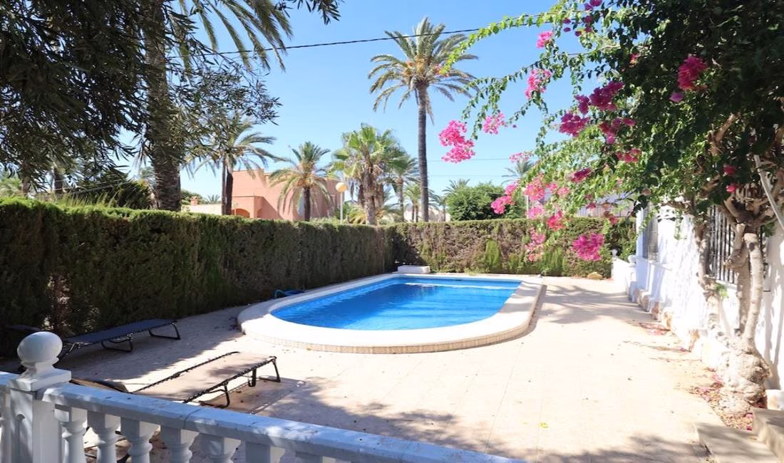 Ref: WIH3058 — CABO ROIG – 4 Bedrooms Villa on a Corner plot with Pool and Garage, 400m to the Beach. | White Villas in Spain WhiteVillasInSpain05
