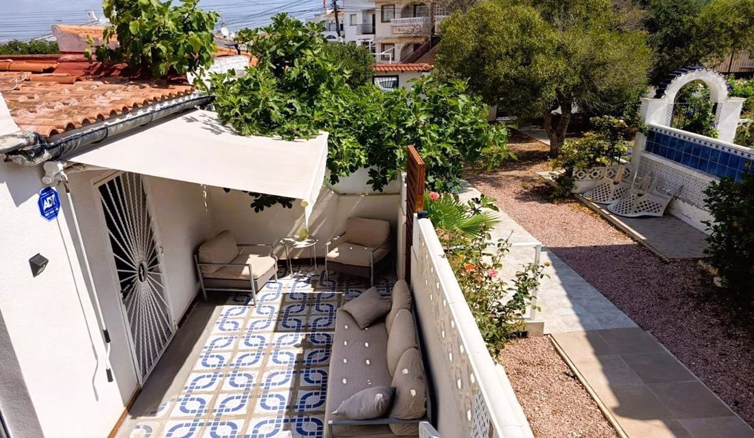 Ref: WIH3019 — TORREVIEJA (El Chaparral) – 1 Bedroom Renovated Bungalow with Terrace and Solarium. | White Villas in Spain Ref: WIH3019 -- TORREVIEJA (El Chaparral) - 1 Bedroom Renovated Bungalow with Terrace and Solarium. - Image 7