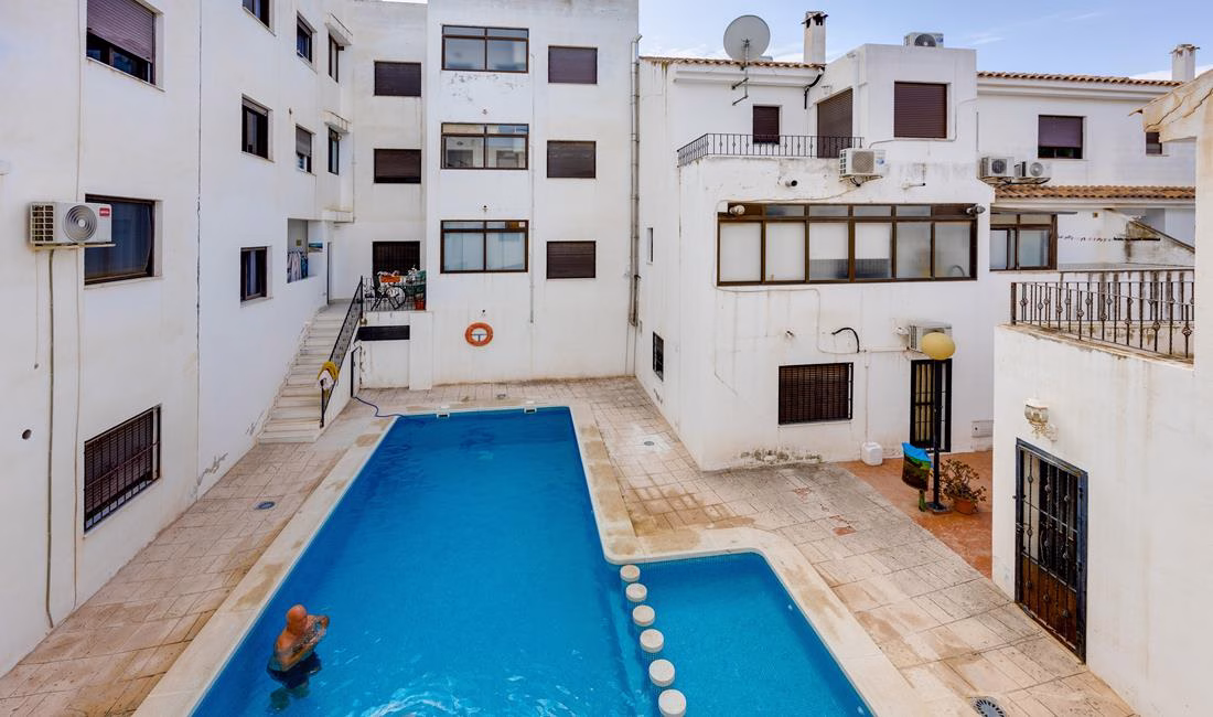 Ref: WS5434 — SAN MIGUEL de SALINAS – 3 Bedrooms Apartment on 1st Floor with comm. Pool, Terrace and Parking space. | White Villas in Spain WhiteVillasInSpain07 9