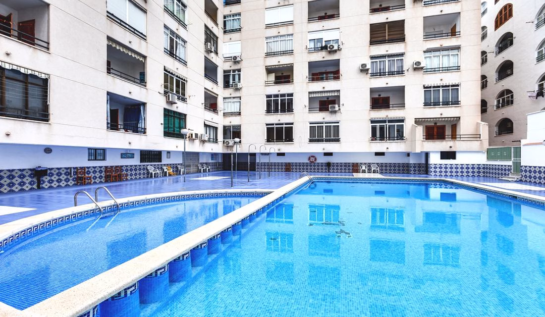 Ref: WS5444 — TORREVIEJA (El Cura Beach) – 1 Bedroom Apartment on 3rd Floor with comm. Pool and Lift Access, 500m to the Beach. | White Villas in Spain Ref: WS5444 -- TORREVIEJA (El Cura Beach) - 1 Bedroom Apartment on 3rd Floor with comm. Pool and Lift Access, 500m to the Beach. - Image 10
