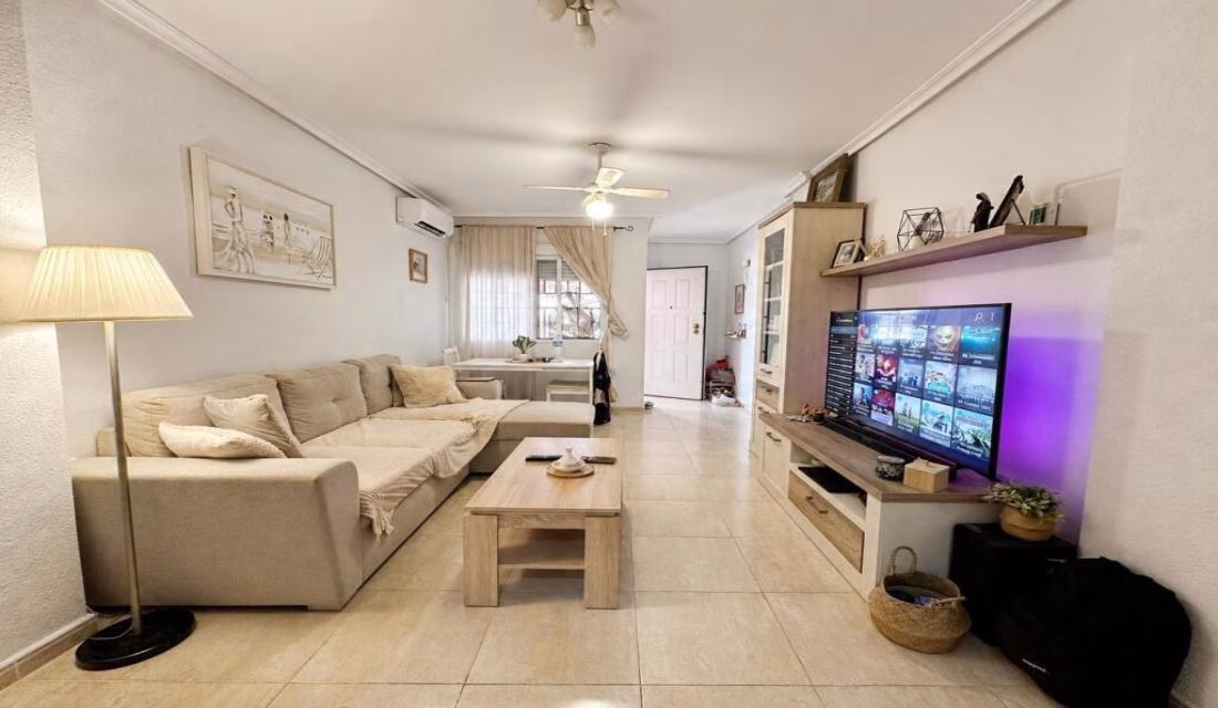 Ref: WIH3043 — LOS ALTOS (Orihuela Costa) – 2 Bedrooms Ground-Floor Apartment with comm. Pool, Terrace and Parking | White Villas in Spain Ref: WIH3043 -- LOS ALTOS (Orihuela Costa) - 2 Bedrooms Ground-Floor Apartment with comm. Pool, Terrace and Parking - Image 9