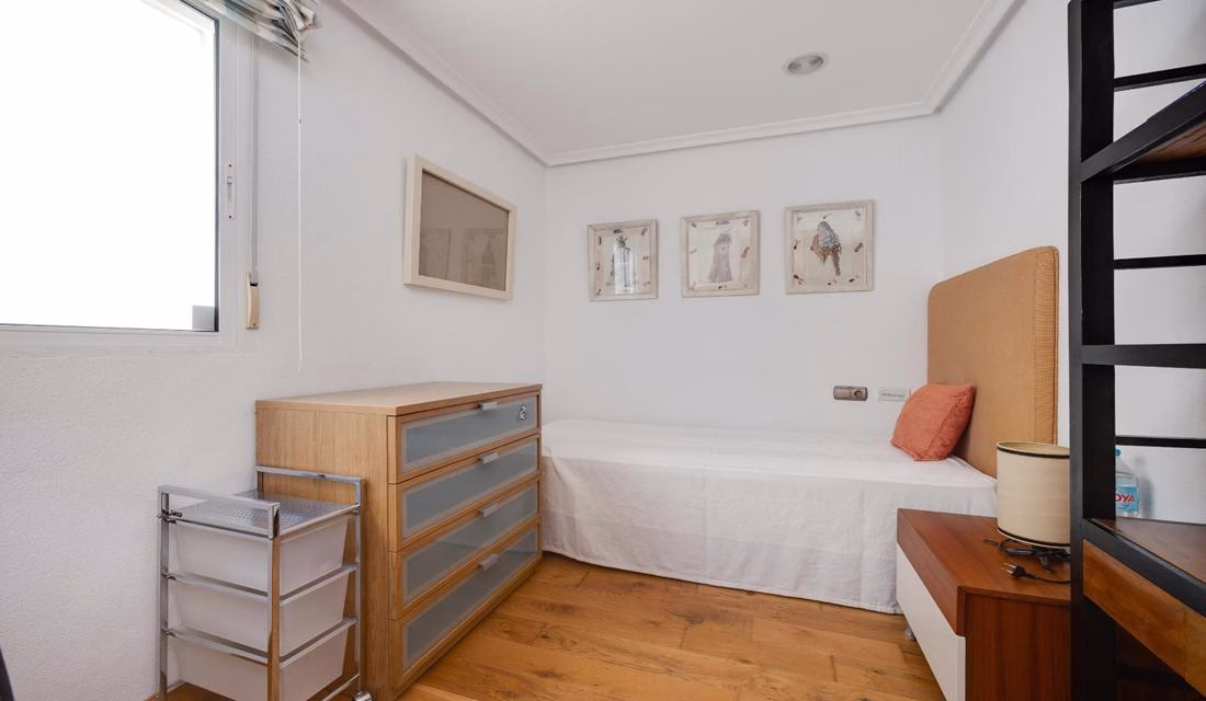Ref: WM20919 — TORREVIEJA – 3 Bedrooms Town-centre Penthouse with Lift Access, Parking space and Storage. | White Villas in Spain Ref: WM20919 -- TORREVIEJA - 3 Bedrooms Town-centre Penthouse with Lift Access, Parking space and Storage. - Image 10